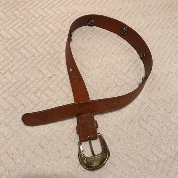 Leather Tack Belt with Silver Flowers and Embossed Leather - Picture 4 of 12